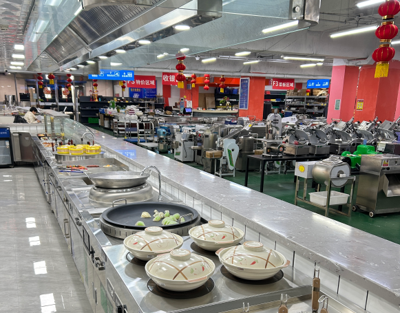 酒店餐厅餐饮设备定制服务:专属设计,满足高端需求!